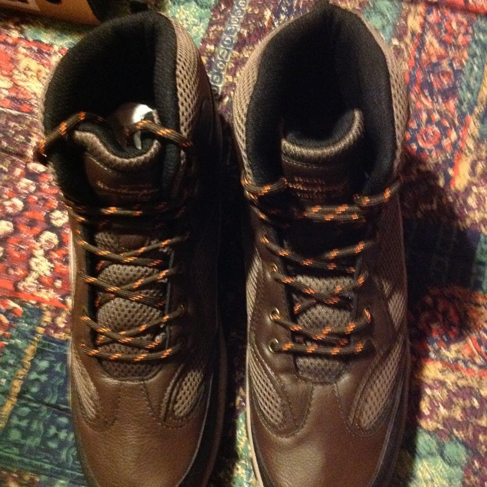 Weatherproof Vintage Men's Brendan Brown Hiking Boots 12M - New in Box